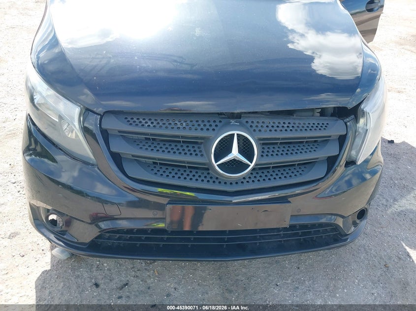 2016 Mercedes-benz Metris VIN WD4PG2EE0G3155897 IAAI salvage auction — NORMAL WEAR, Clear (Florida), sold $5,775 on 2026-07-16 (photo 6)