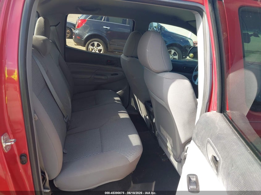 2013 Toyota Tacoma VIN 5TFJX4CN6DX034861 IAAI salvage auction — FRONT END, Clear (Florida), sold $5,800 on 2026-07-30 (photo 8)