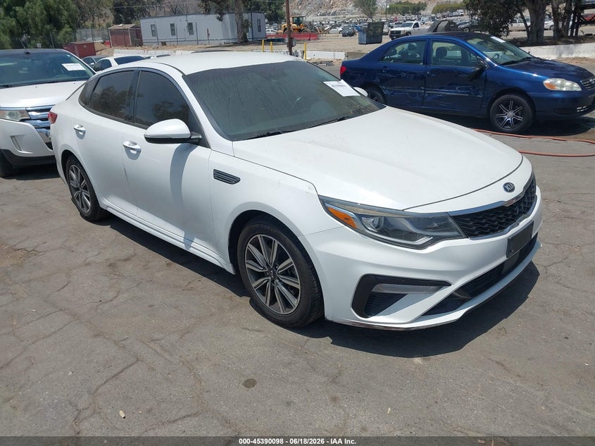 2019 Kia Optima VIN 5XXGU4L13KG304116 IAAI salvage auction — NORMAL WEAR, Clear - Dealer Only (California), sold $3,150 on 2026-07-21 (photo 1)
