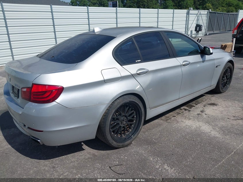2011 BMW 5 series VIN WBAFR9C50BC270551 IAAI salvage auction — NORMAL WEAR, Clear (Georgia), sold $850 on 2026-07-29 (photo 4)