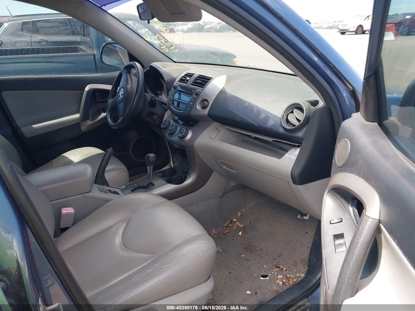 2006 Toyota Rav4 VIN JTMBD33V965009572 IAAI salvage auction — NORMAL WEAR, Clear (North Carolina), sold $1,000 on 2026-07-29 (photo 5)