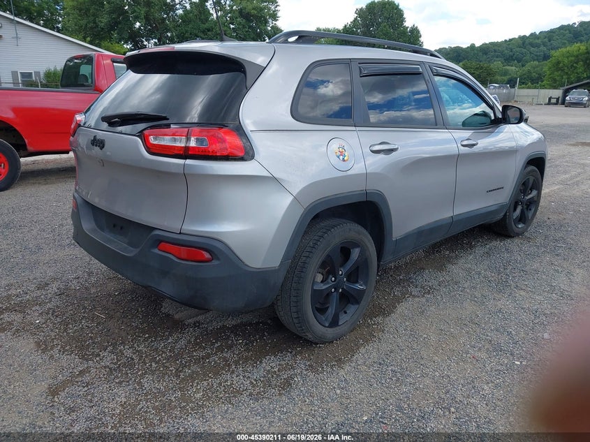 2018 Jeep Cherokee VIN 1C4PJLCB1JD595624 IAAI salvage auction — FRONT END, Salvage Title, sold $1,800 on 2026-08-03 (photo 4)
