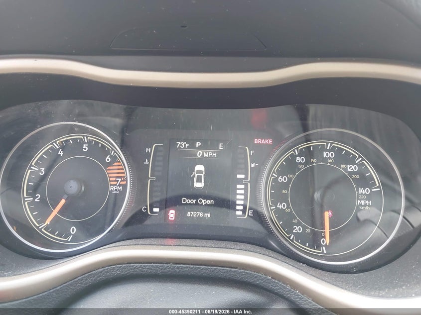 2018 Jeep Cherokee VIN 1C4PJLCB1JD595624 IAAI salvage auction — FRONT END, Salvage Title, sold $1,800 on 2026-08-03 (photo 7)