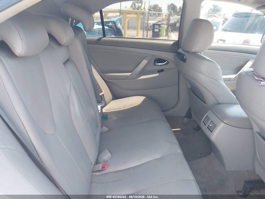 2008 Toyota Camry hybrid VIN JTNBB46K983047536 IAAI salvage auction — NORMAL WEAR, Salvage Title - Dealer (California), sold $750 on 2026-07-07 (photo 8)