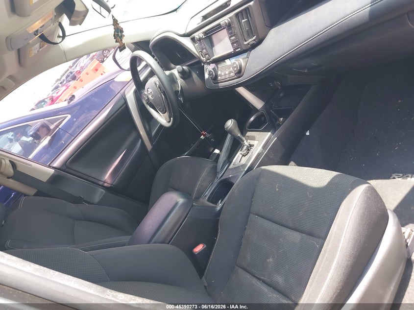 2018 Toyota Rav 4 VIN JTMWFREV2JJ740923 IAAI salvage auction — NORMAL WEAR, Original (Texas), sold $4,150 on 2026-07-29 (photo 5)