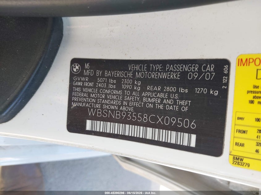 2008 BMW M5 VIN WBSNB93558CX09506 IAAI salvage auction — NORMAL WEAR, Clear - Dealer Only (California), sold $7,550 on 2026-07-28 (photo 9)