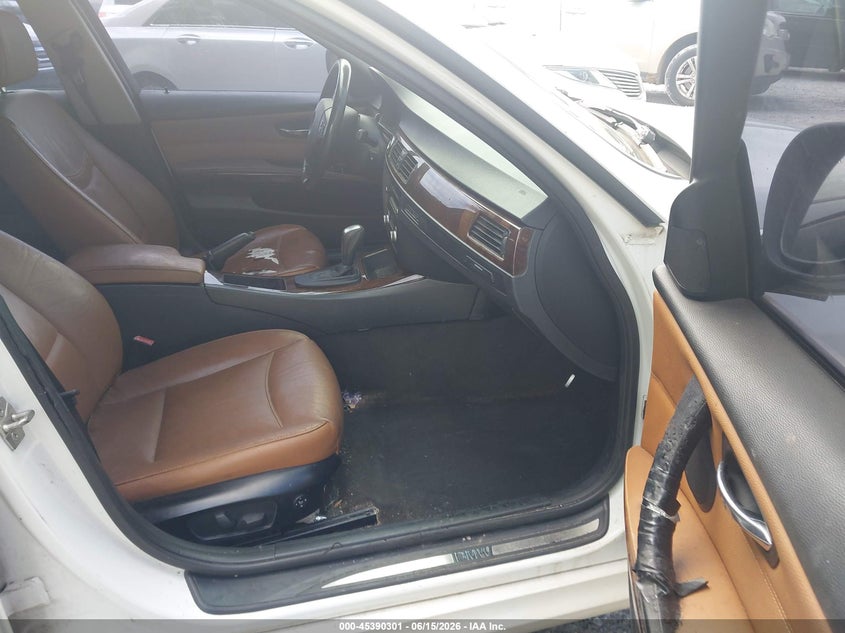 2011 BMW 3 series VIN WBAPK5C54BF125769 IAAI salvage auction — LEFT REAR, Clear (Florida), sold $300 on 2026-07-16 (photo 5)