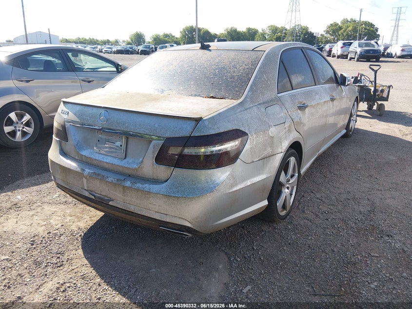 2012 Mercedes-benz E-klasse VIN WDDHF5KB9CA637440 IAAI salvage auction — NORMAL WEAR, Clear (Indiana), sold $1,400 on 2026-07-08 (photo 4)