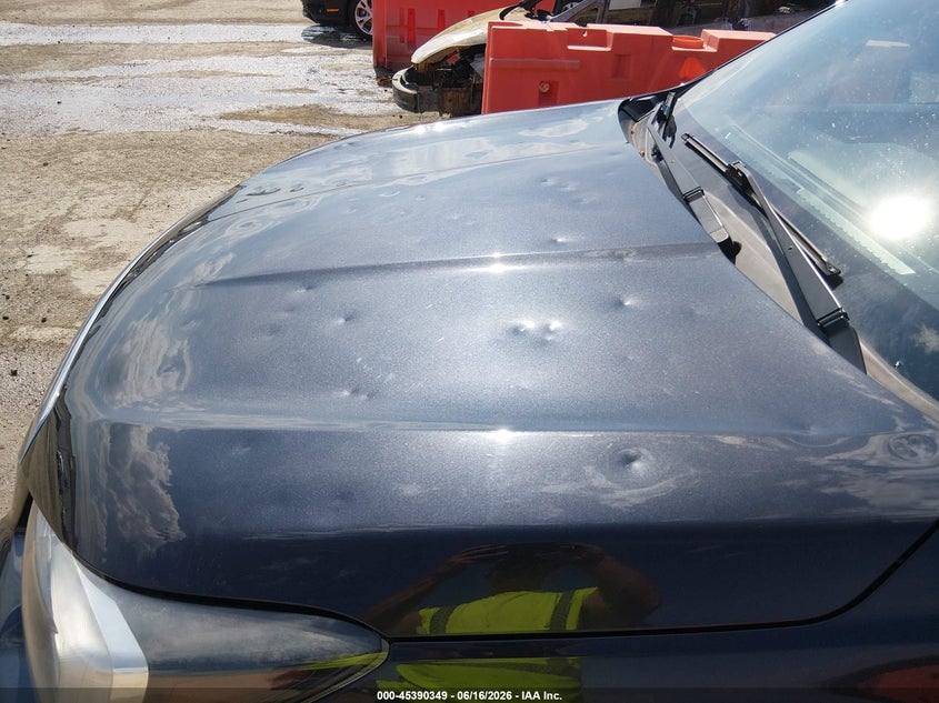 2018 Subaru Forester VIN JF2SJGEC1JH419948 IAAI salvage auction — HAIL, Salvage (Kansas), sold $5,000 on 2026-07-24 (photo 6)