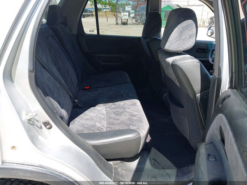 2004 Honda Cr-v VIN SHSRD78824U257191 IAAI salvage auction — NORMAL WEAR, Original (Maine), sold $425 on 2026-07-06 (photo 8)