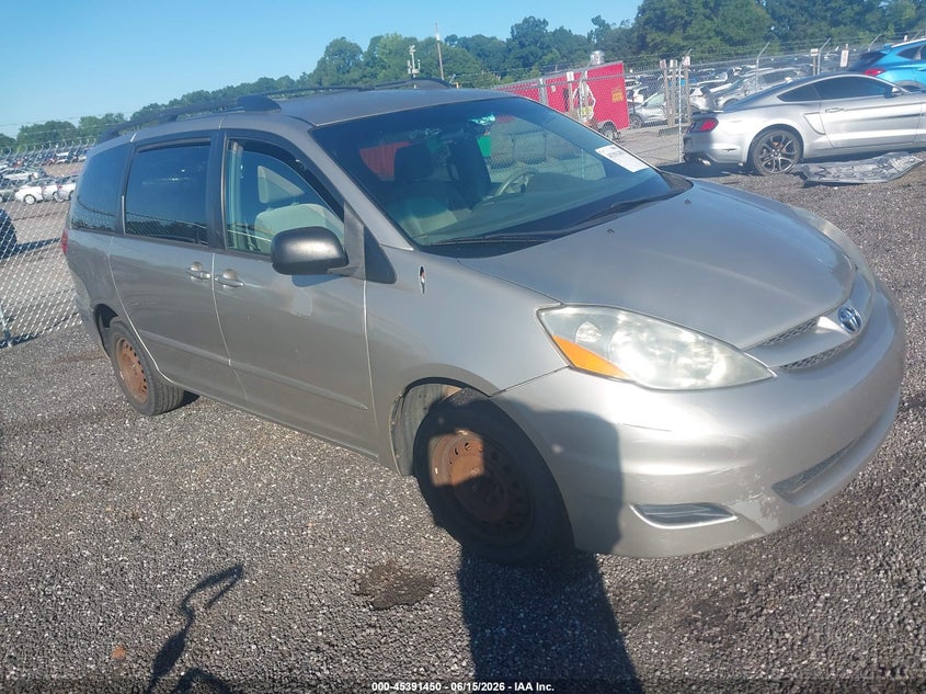 2008 Toyota Sienna VIN 5TDZK23C48S223914 IAAI salvage auction — NORMAL WEAR, Clear (South Carolina), sold $600 on 2026-07-14 (photo 1)