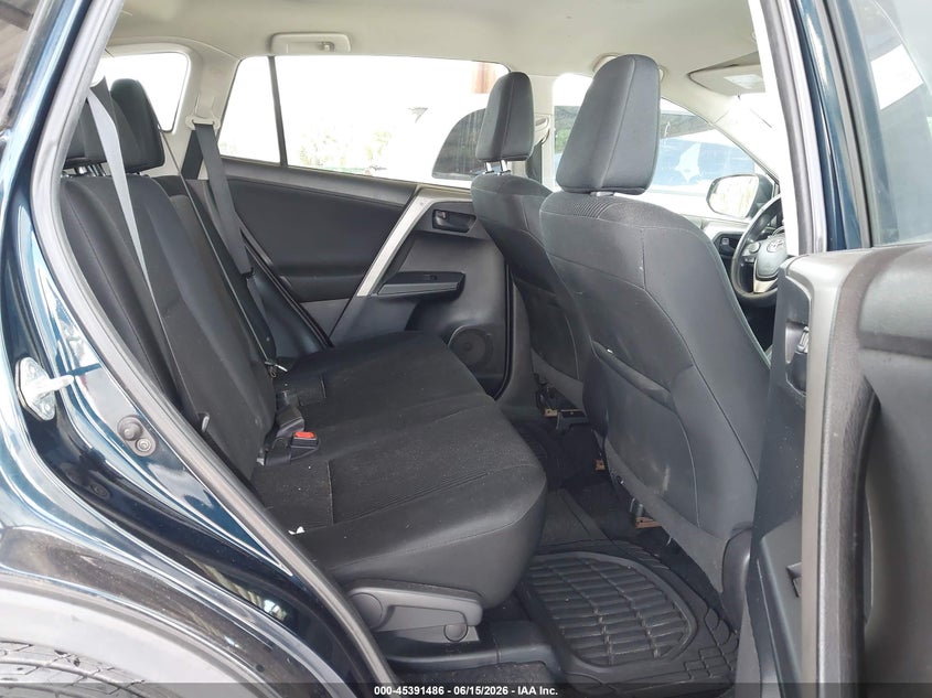 2017 Toyota Rav 4 VIN 2T3BFREV6HW582595 IAAI salvage auction — NORMAL WEAR, Salvage Title, sold $3,450 on 2026-07-25 (photo 8)