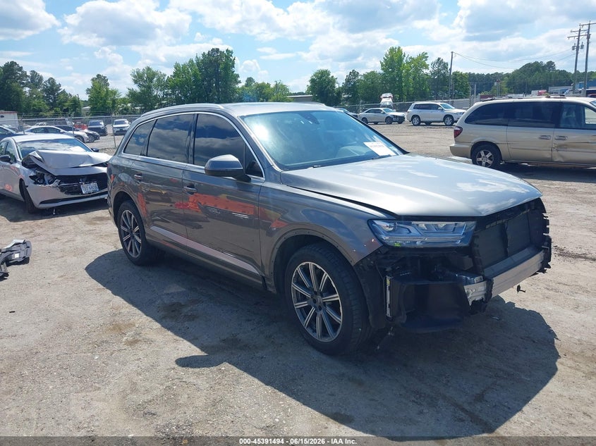 2018 Audi Q7 VIN WA1LAAF78JD027701 IAAI salvage auction — FRONT END, Salvage Title, sold $6,100 on 2026-07-24 (photo 1)