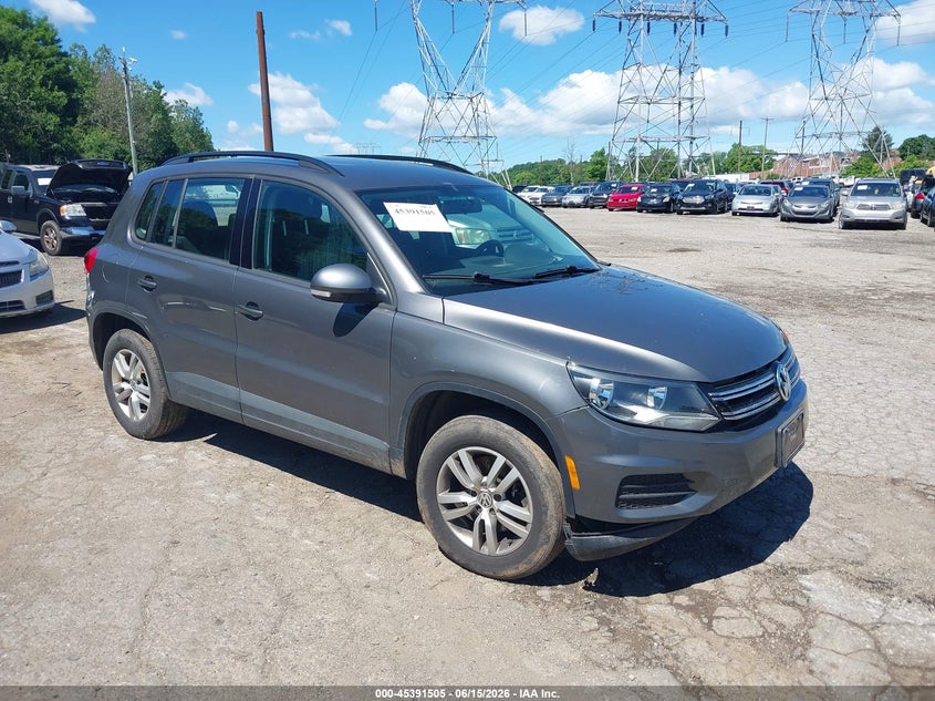 2015 Volkswagen Tiguan VIN WVGBV7AX5FW581608 IAAI salvage auction — NORMAL WEAR, Clear (Pennsylvania), sold $1,200 on 2026-07-24 (photo 1)
