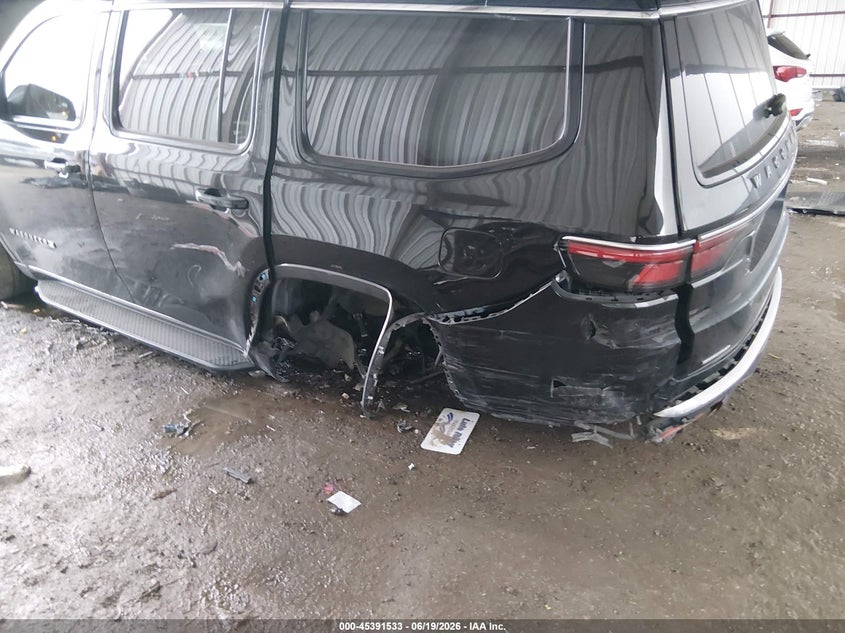 2022 Jeep Grand wagoneer VIN 1C4SJVBT7NS165212 IAAI salvage auction — REAR END, Salvage (Texas), sold $7,100 on 2026-07-28 (photo 6)