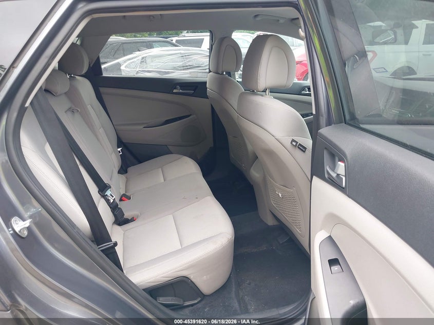 2017 Hyundai Tucson VIN KM8J33A40HU441707 IAAI salvage auction — FRONT END, Salvage Title, sold $3,350 on 2026-08-01 (photo 8)