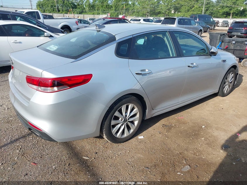 2016 Kia Optima VIN 5XXGT4L35GG076745 IAAI salvage auction — UNKNOWN, Salvage Title, sold $1,150 on 2026-07-23 (photo 4)