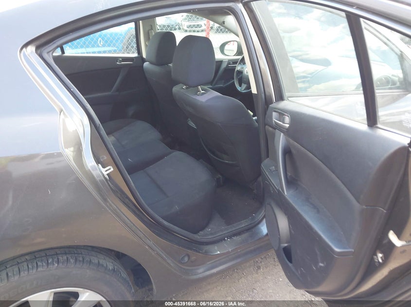2010 Mazda 3 VIN JM1BL1SF0A1234108 IAAI salvage auction — REAR END, Clear (Virginia), sold $25 on 2026-07-30 (photo 8)