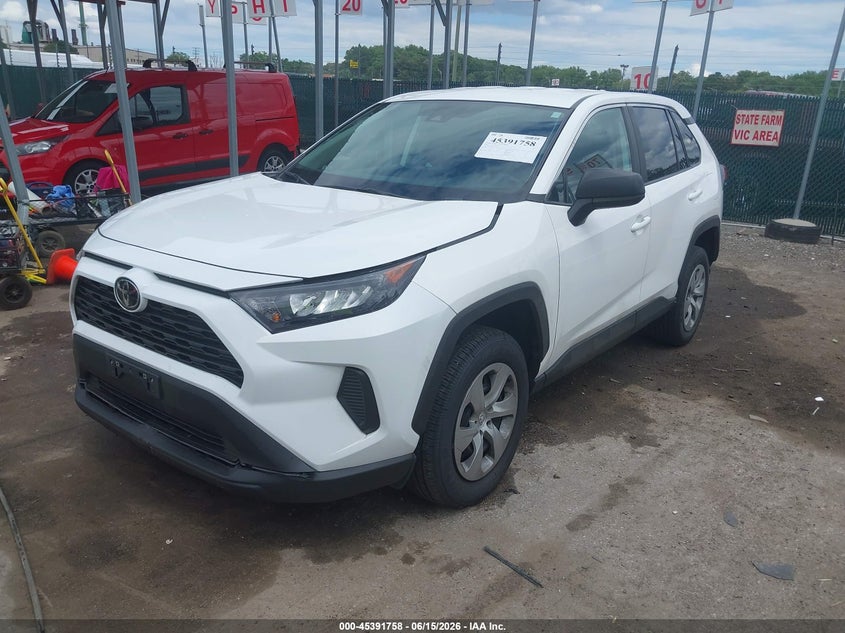 2022 Toyota Rav 4 VIN 2T3F1RFV2NC305275 IAAI salvage auction — SIDE, Salvage Title, sold $7,900 on 2026-08-21 (photo 2)