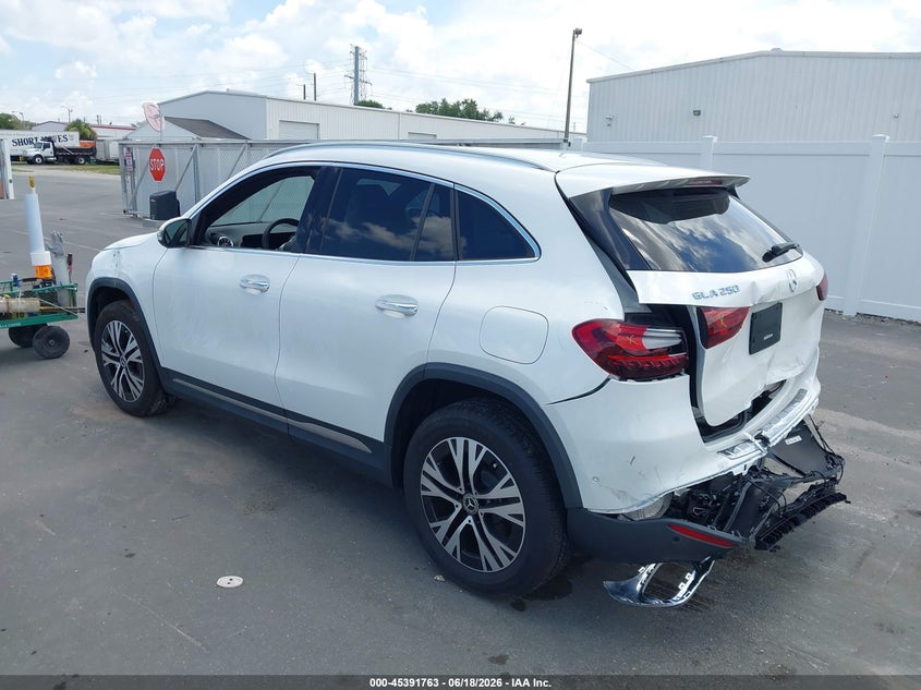 2025 Mercedes-benz Gla-klasse VIN W1N4N4GB0SJ661874 IAAI salvage auction — FRONT & REAR, Salvage Title, sold $9,800 on 2026-08-26 (photo 3)
