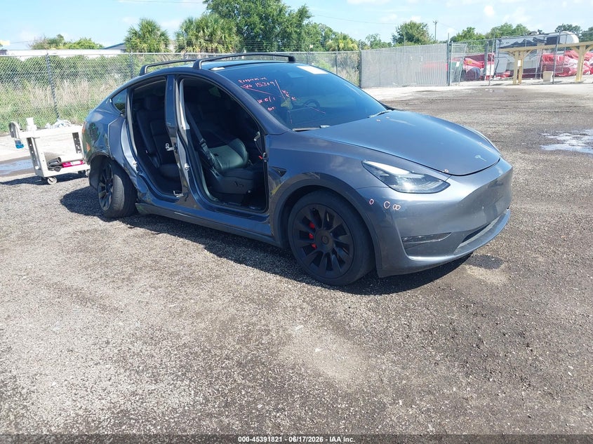 2023 Tesla Model y VIN 7SAYGDEF6PF839250 IAAI salvage auction — RIGHT SIDE, Salvage Title, sold $11,800 on 2026-07-30 (photo 1)