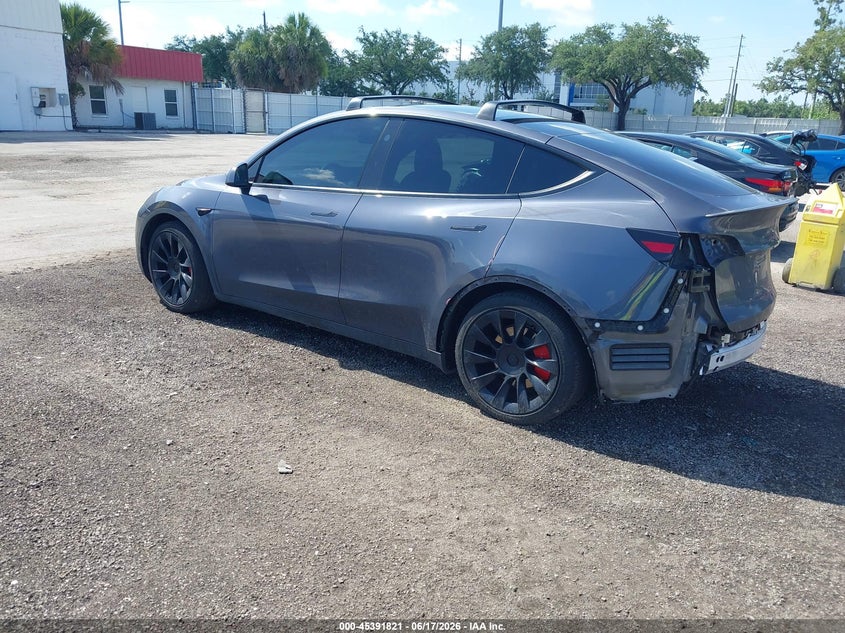 2023 Tesla Model y VIN 7SAYGDEF6PF839250 IAAI salvage auction — RIGHT SIDE, Salvage Title, sold $11,800 on 2026-07-30 (photo 3)
