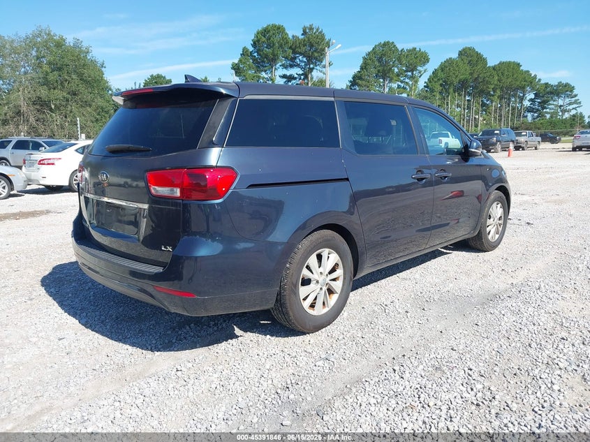2017 Kia SEDONA VIN KNDMB5C18H6225367 IAAI salvage auction — NORMAL WEAR, Clear (Alabama), sold $1,000 on 2026-07-27 (photo 4)