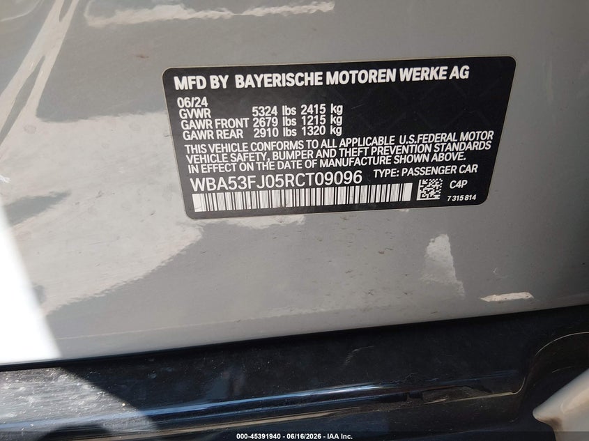 2024 BMW 5er VIN WBA53FJ05RCT09096 IAAI salvage auction — HAIL, Salvage Title, sold $36,150 on 2026-08-11 (photo 9)