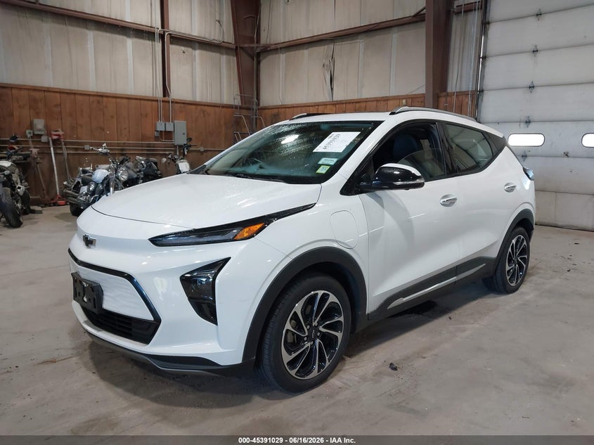 2022 Chevrolet Bolt euv VIN 1G1FZ6S01N4119524 IAAI salvage auction — SIDE, Salvage Title, sold $8,950 on 2026-07-16 (photo 2)