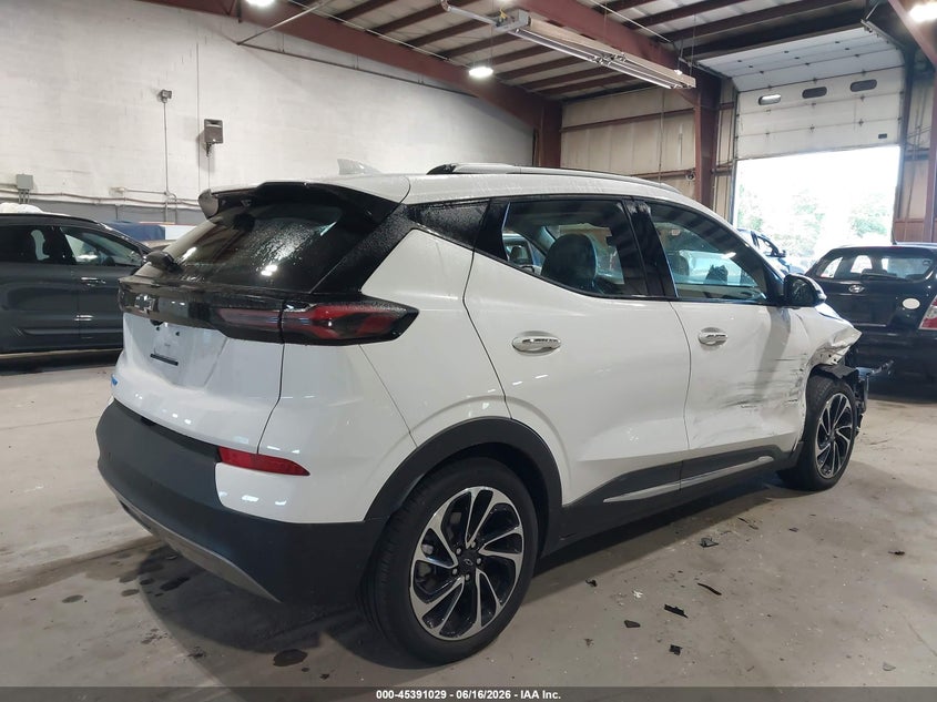 2022 Chevrolet Bolt euv VIN 1G1FZ6S01N4119524 IAAI salvage auction — SIDE, Salvage Title, sold $8,950 on 2026-07-16 (photo 4)