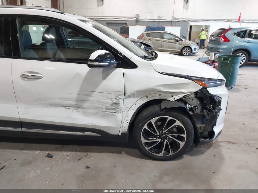 2022 Chevrolet Bolt euv VIN 1G1FZ6S01N4119524 IAAI salvage auction — SIDE, Salvage Title, sold $8,950 on 2026-07-16 (photo 6)
