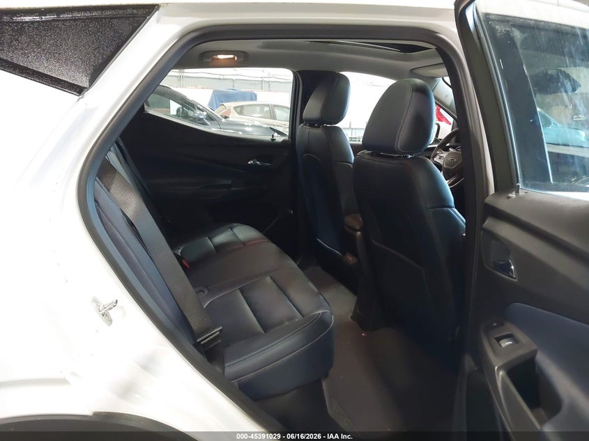2022 Chevrolet Bolt euv VIN 1G1FZ6S01N4119524 IAAI salvage auction — SIDE, Salvage Title, sold $8,950 on 2026-07-16 (photo 8)