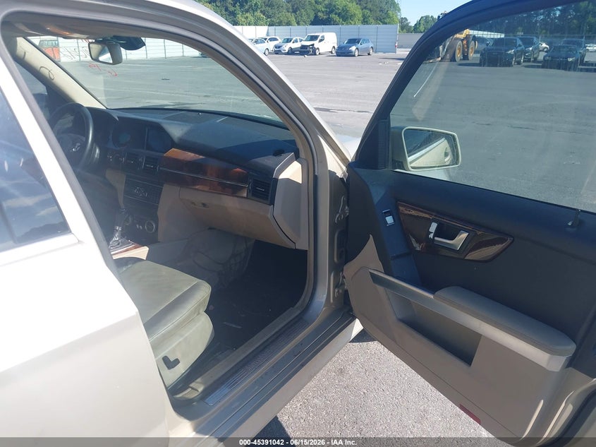 2012 Mercedes-benz Glk-class VIN WDCGG5GB8CF848234 IAAI salvage auction — NORMAL WEAR, Repossession Paperwork (Georgia), sold $1,850 on 2026-07-15 (photo 5)