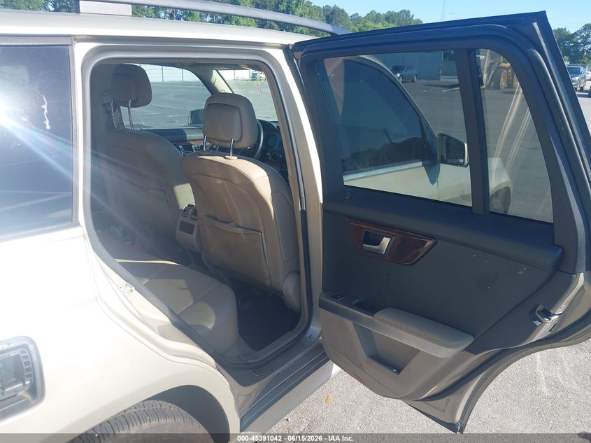 2012 Mercedes-benz Glk-class VIN WDCGG5GB8CF848234 IAAI salvage auction — NORMAL WEAR, Repossession Paperwork (Georgia), sold $1,850 on 2026-07-15 (photo 8)