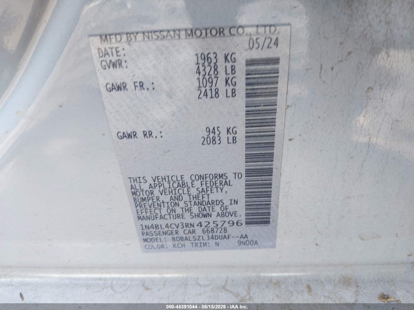 2024 Nissan Altima VIN 1N4BL4CV3RN425796 IAAI salvage auction — WATER/FLOOD, Salvage Title, sold $8,225 on 2026-07-28 (photo 9)