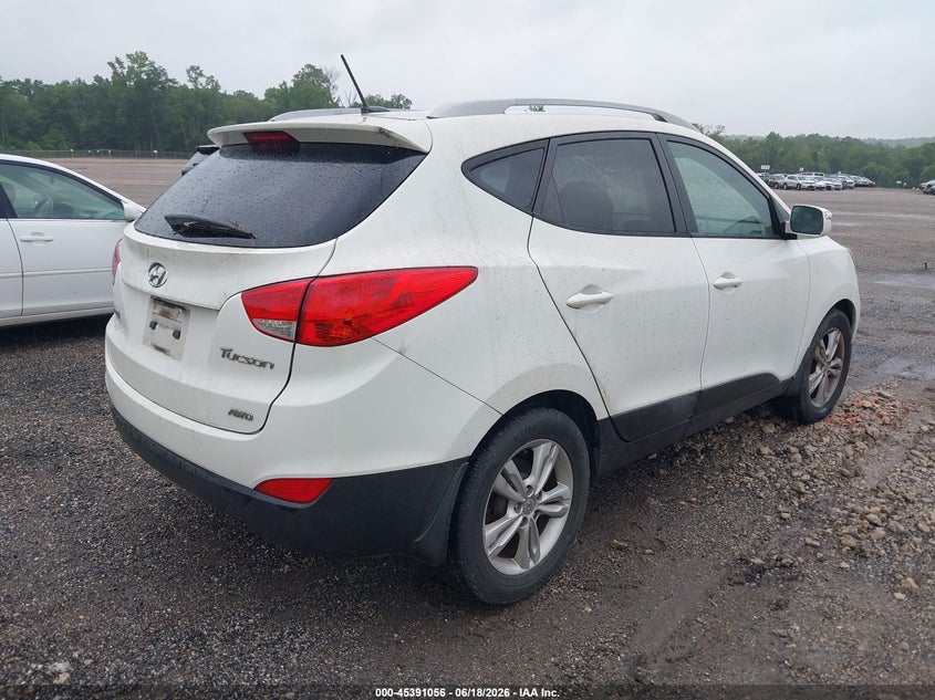 2012 Hyundai Tucson VIN KM8JUCAC8CU472667 IAAI salvage auction — NORMAL WEAR, Clear (Tennessee), sold $75 on 2026-07-08 (photo 4)
