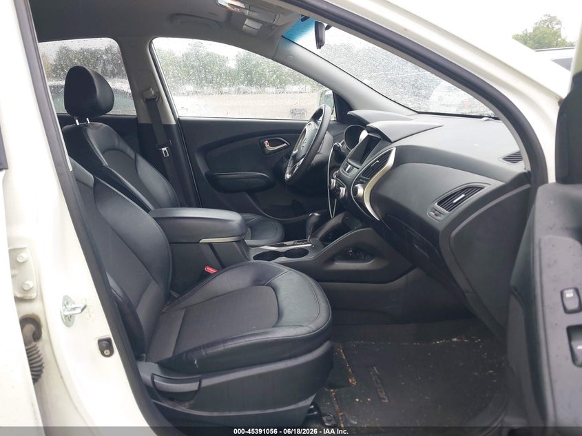 2012 Hyundai Tucson VIN KM8JUCAC8CU472667 IAAI salvage auction — NORMAL WEAR, Clear (Tennessee), sold $75 on 2026-07-08 (photo 5)