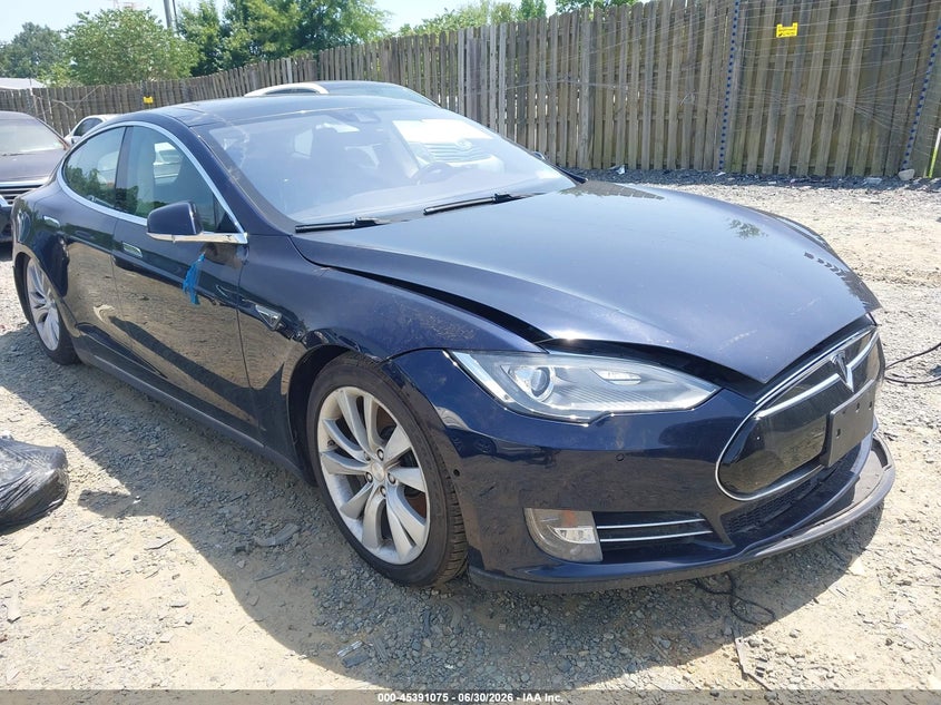 2014 Tesla Model s VIN 5YJSA1H13EFP53815 IAAI salvage auction — FRONT END, Clear (Virginia), sold $1,950 on 2026-07-20 (photo 1)