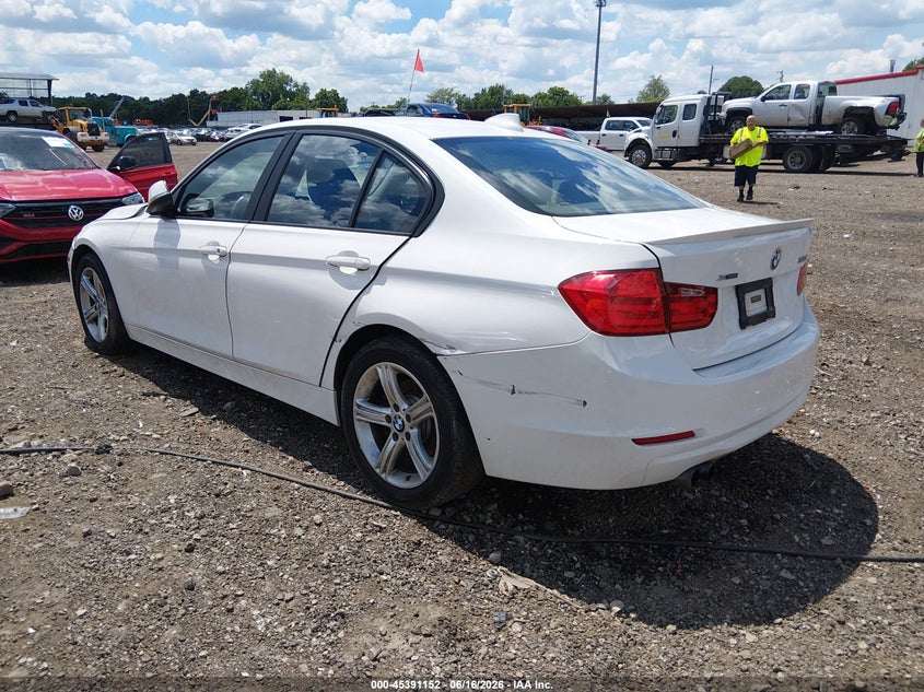 2014 BMW 3er VIN WBA3B5C57EF959246 IAAI salvage auction — RIGHT FRONT, Salvage (Ohio), sold $25 on 2026-07-29 (photo 3)
