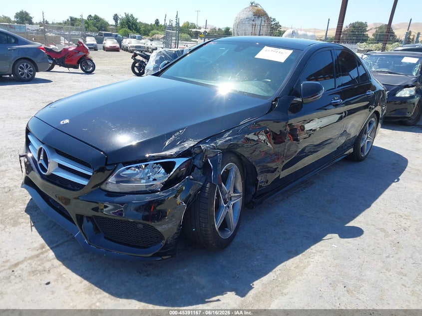 2018 Mercedes-benz C-klasse VIN WDDWF4JB4JR423988 IAAI salvage auction — LEFT FRONT, Salvage (California), sold $7,300 on 2026-08-06 (photo 2)