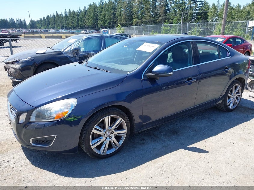 2013 Volvo S60 VIN YV1612FH4D2185125 IAAI salvage auction — NORMAL WEAR, Clear (Washington), sold $550 on 2026-07-08 (photo 2)
