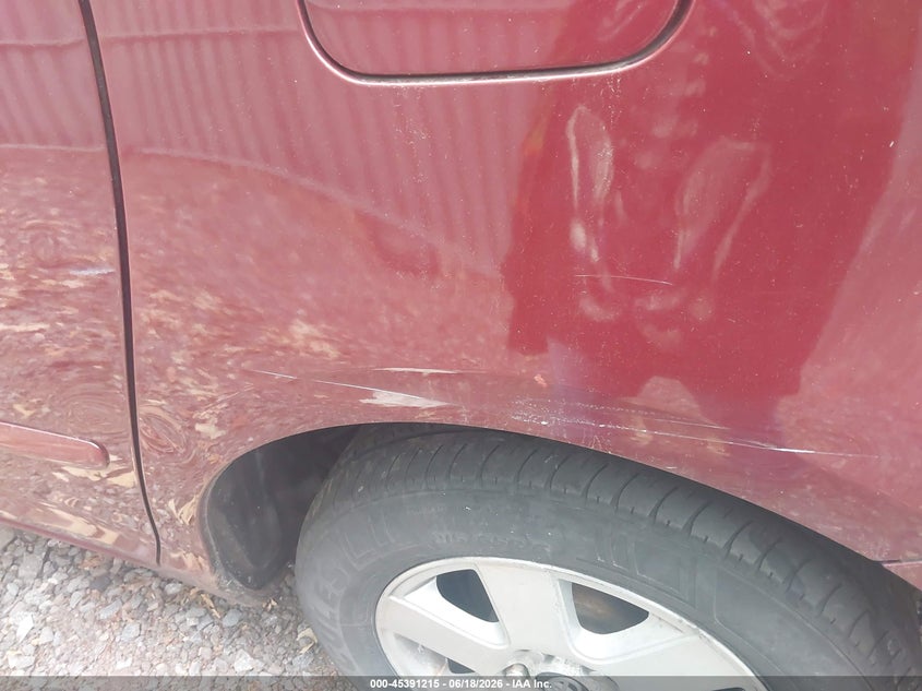 2008 Toyota Sienna VIN 5TDZK23C88S101542 IAAI salvage auction — FRONT & REAR, Clear (New York), sold $1,050 on 2026-07-29 (photo 6)