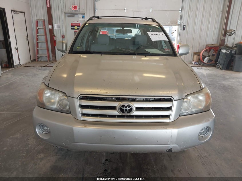 2006 Toyota Highlander VIN JTEGD21A360134737 IAAI salvage auction — NORMAL WEAR, Clear (Michigan), sold $575 on 2026-07-21 (photo 6)