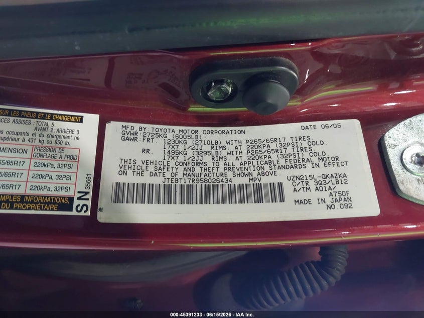 2005 Toyota 4runner VIN JTEBT17R958026434 IAAI salvage auction — NORMAL WEAR, Clear (Connecticut), sold $1,400 on 2026-07-15 (photo 9)