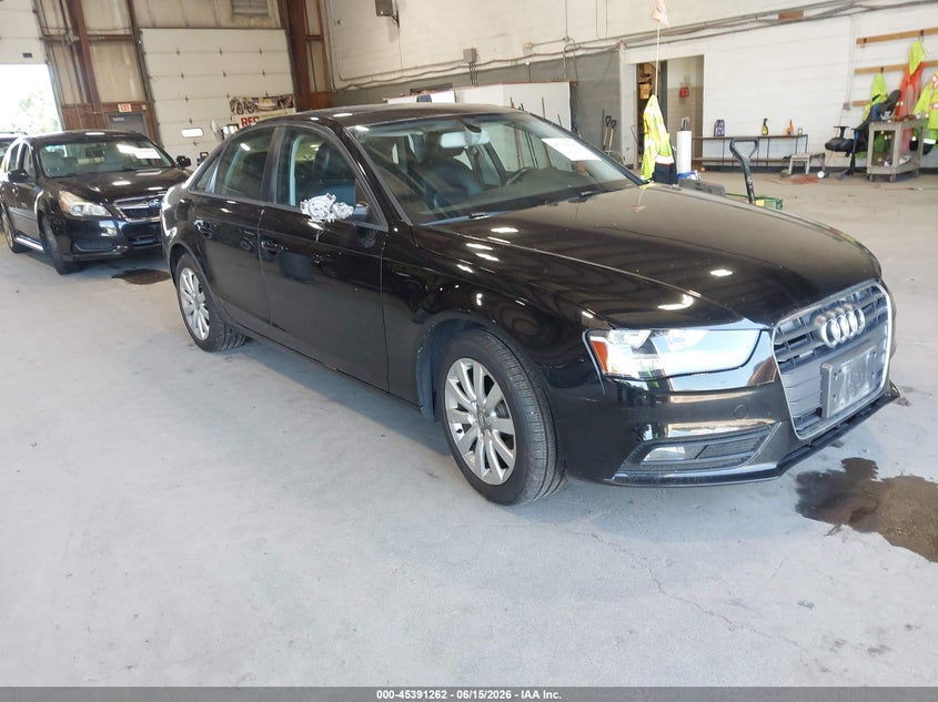 2013 Audi A4 VIN WAUBFAFL8DN026656 IAAI salvage auction — NORMAL WEAR, Clear (Connecticut), sold $425 on 2026-07-15 (photo 1)