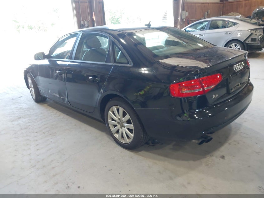 2013 Audi A4 VIN WAUBFAFL8DN026656 IAAI salvage auction — NORMAL WEAR, Clear (Connecticut), sold $425 on 2026-07-15 (photo 3)
