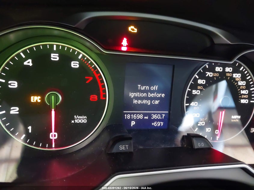 2013 Audi A4 VIN WAUBFAFL8DN026656 IAAI salvage auction — NORMAL WEAR, Clear (Connecticut), sold $425 on 2026-07-15 (photo 7)