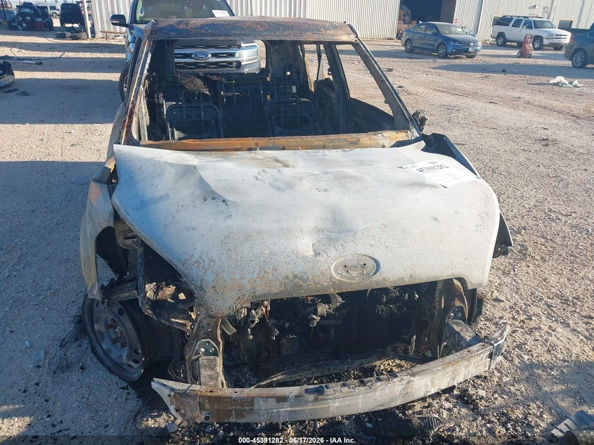 2013 Kia Soul VIN KNDJT2A52D7515208 IAAI salvage auction — BURN, Non-Repairable (Texas), sold $25 on 2026-07-30 (photo 6)