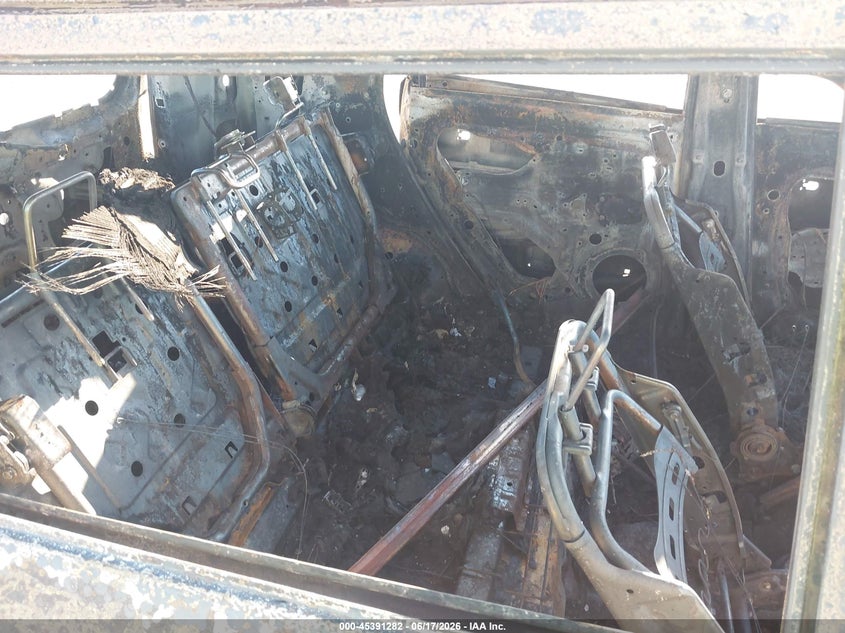 2013 Kia Soul VIN KNDJT2A52D7515208 IAAI salvage auction — BURN, Non-Repairable (Texas), sold $25 on 2026-07-30 (photo 8)