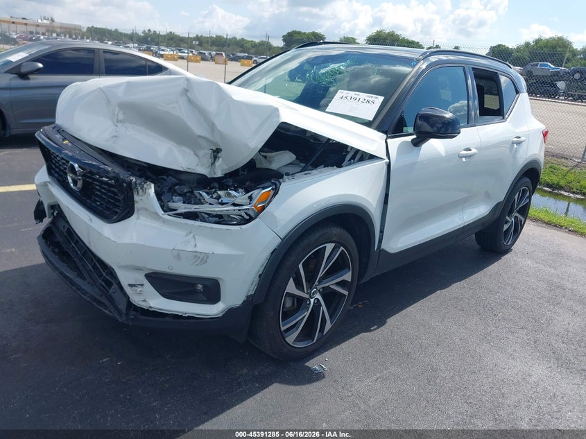 2021 Volvo Xc40 VIN YV4162UM9M2574907 IAAI salvage auction — LEFT FRONT, Rebuildable (Florida), sold $7,000 on 2026-07-23 (photo 2)